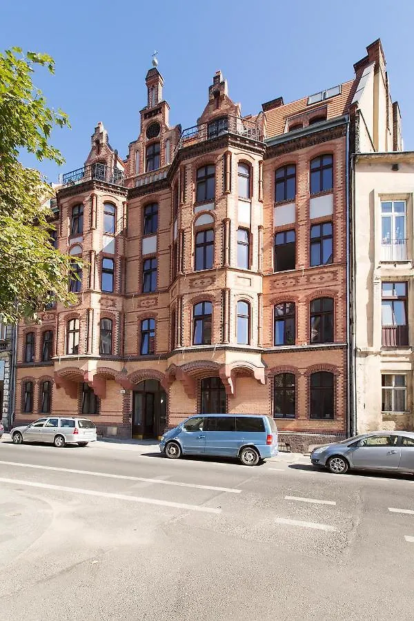Living Apartments Poznan 0*,